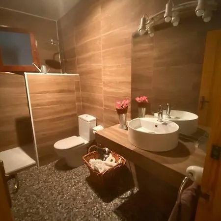 Carlota Y Vaquero House Apartment